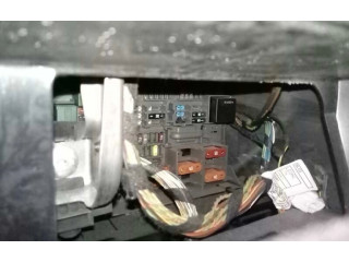 Pojistková skříňka Řídící jednotka BSM 61146971370 BMW X1 E84 2012