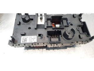 Блок предохранителей  A2139068801   Mercedes-Benz EQC    