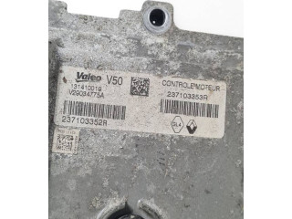 Řídící jednotka 237103353R Renault Clio IV 2014