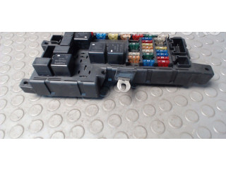 Блок предохранителей  9452993, NICHTZUTREFFEND   Volvo V70    