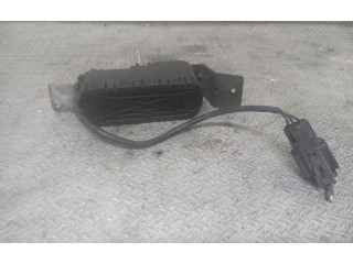 Моторчик стеклоочистителя 8620959, 0390206219    Volvo V70