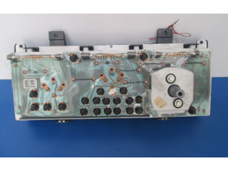 Панель приборов    Renault Clio I       