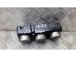 Блок управления климат-контролем 7820A362, T1012284N   Mitsubishi L200