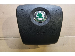 Подушка безопасности водителя 1Z0880201N Skoda Octavia Mk2 (1Z)