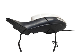 Зеркало электрическое Skoda Yeti (5L) 2009 - 2017 года