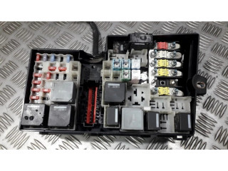 Блок предохранителей  3m5t14a067bc   Ford Focus    