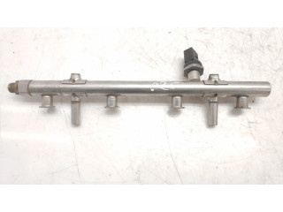 Топливная рампа 06K133317G, 1306210136 Audi Q3 8U 2.0