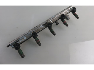 Топливная рампа 9202710, 9470229 Volvo S60 для двигателя B 5244 S2