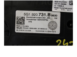 Панель приборов VPGVAF10849ABA, 102 Volkswagen Golf VII