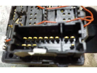 Ручка стеклоочистителей 8201168008 Dacia Lodgy