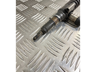 Форсунка 03G130073T    Volkswagen PASSAT B6  BMR 