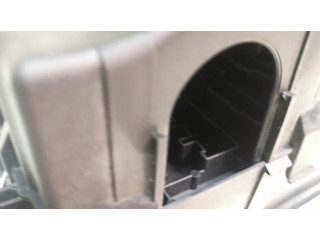 Pojistková skříňka 0K53H66760 KIA Carnival 2004