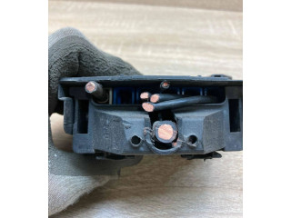 Pojistková skříňka 90506262, 9647301 Opel Vectra B 1996