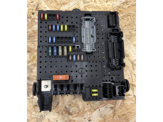 Блок предохранителей 30728512, 05W195   Volvo S60    