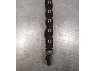 Vstřikovací lišta 9654592680   Volvo V50     