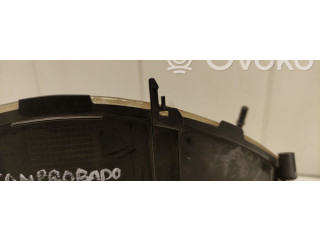 Přístrojová deska Mercedes-Benz C W204 2008 A2045404548