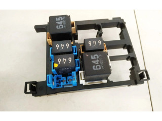 Блок предохранителей 7n0937503 Volkswagen Caddy