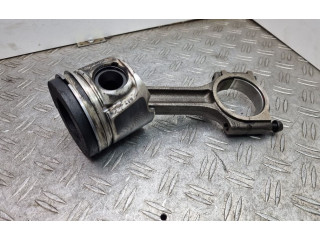 Píst 10653, KV9 Renault Scenic II - Grand scenic II pro naftový motor 2.0