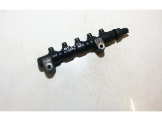 Топливная рампа 9654592680   Volvo V50  