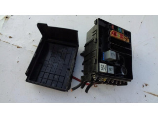 Блок предохранителей  8J0937503   Audi TT TTS Mk2    