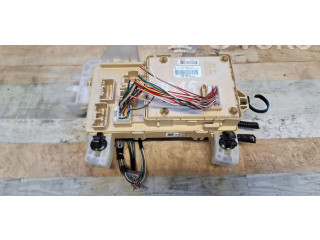 Блок предохранителей  892210F030   Toyota Corolla Verso AR10    