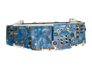 Панель приборов    Mazda 626       