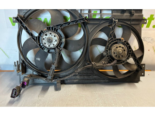 Вентилятор радиатора     8N0121205A    Audi TT Mk1 