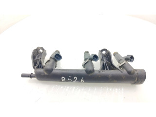 Комплект форсунок 9816955780, 0280157127    Peugeot 2008 I для бензинового двигателя  1.2