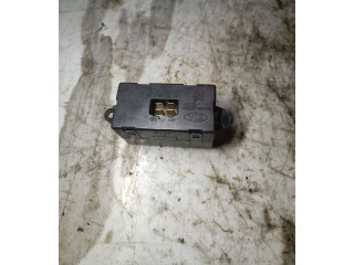 Дисплей 945003e000 KIA Sorento