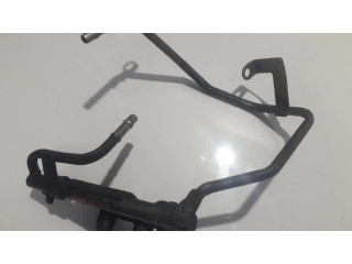 Vstřikovací lišta 1Z05D Subaru Forester SF pro benzínový motor 2.0