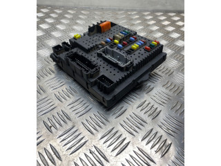 Блок предохранителей 30728512, 28017881 Volvo S80