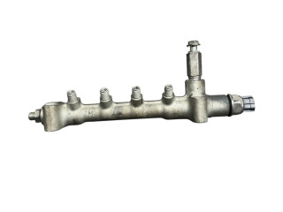 Vstřikovací lišta 55PP05-01, 11265982608 Opel Zafira B