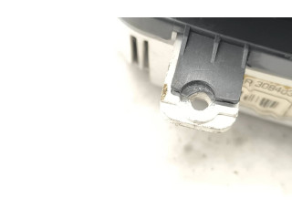 Панель приборов MR308403   Mitsubishi Carisma       