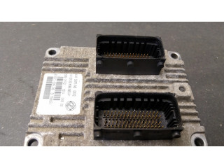 Блок управления двигателем ECU