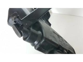 Бачок оконной жидкости    