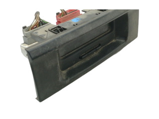 Дисплей    P8200028364A, 8200184607   Renault Trafic II (X83)