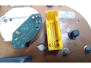 Přístrojová deska Audi 80 90 B3 1989 893919033BA