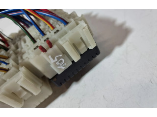 Блок предохранителей    Ford S-MAX    