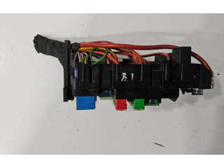 Блок предохранителей 5C0937819L Volkswagen Jetta IV