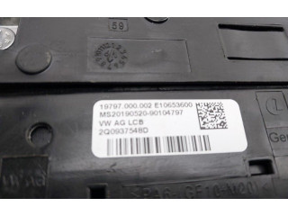 Блок предохранителей 2Q0937548D Audi A1