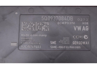 Блок комфорта 5Q0937084DB, 5Q0937084DB Skoda Octavia Mk3 (5E)