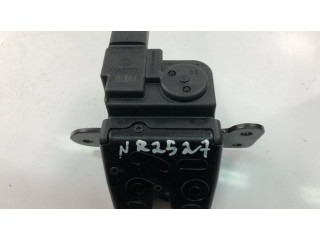 Замок задней крышки