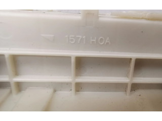 Блок предохранителей MN108319 Mitsubishi Colt