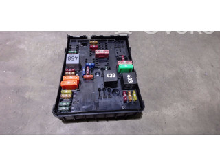 Блок предохранителей 2K1937535H Volkswagen Caddy