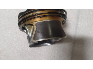 Píst 8637807 BMW 5 G30 G31 pro benzínový motor 3.0