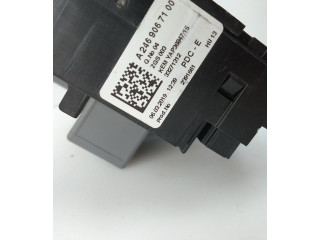 Блок предохранителей A2469067100   Mercedes-Benz A W176    