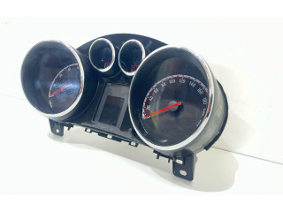Панель приборов    Opel Meriva B       