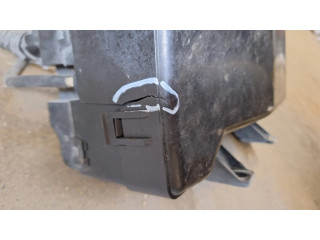 Pojistková skříňka MR515657, G8C208MC Mitsubishi Pajero 2000