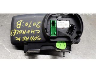 Панель приборов 95949212   Chevrolet Spark M100, M150       