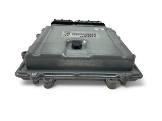 Блок управления двигателем Блок управления 31336983, 0281018414   Volvo S60